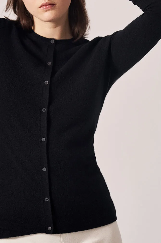 CASHMERE CLASSIC CREWNECK CARDIGAN