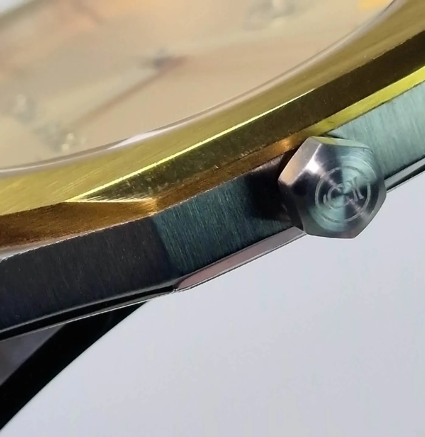 CRLi Elegant Canton Timepiece