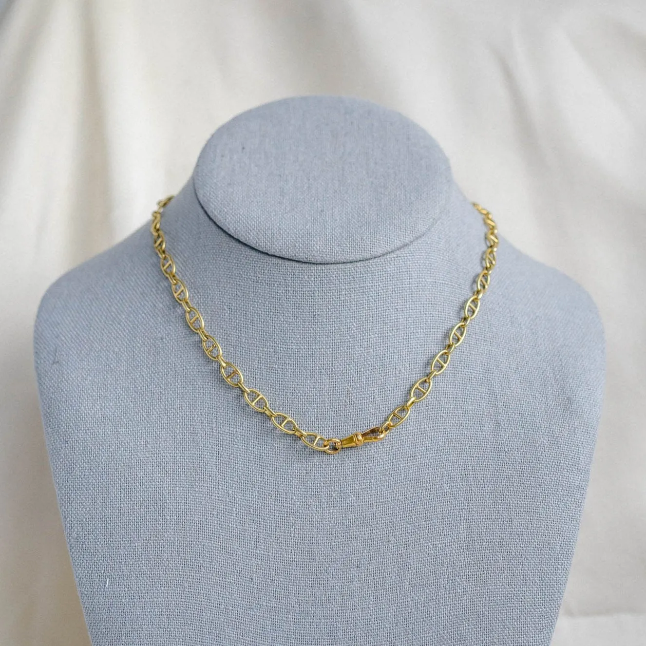 Exceptional 18k Anchor Link Watch Chain 16”
