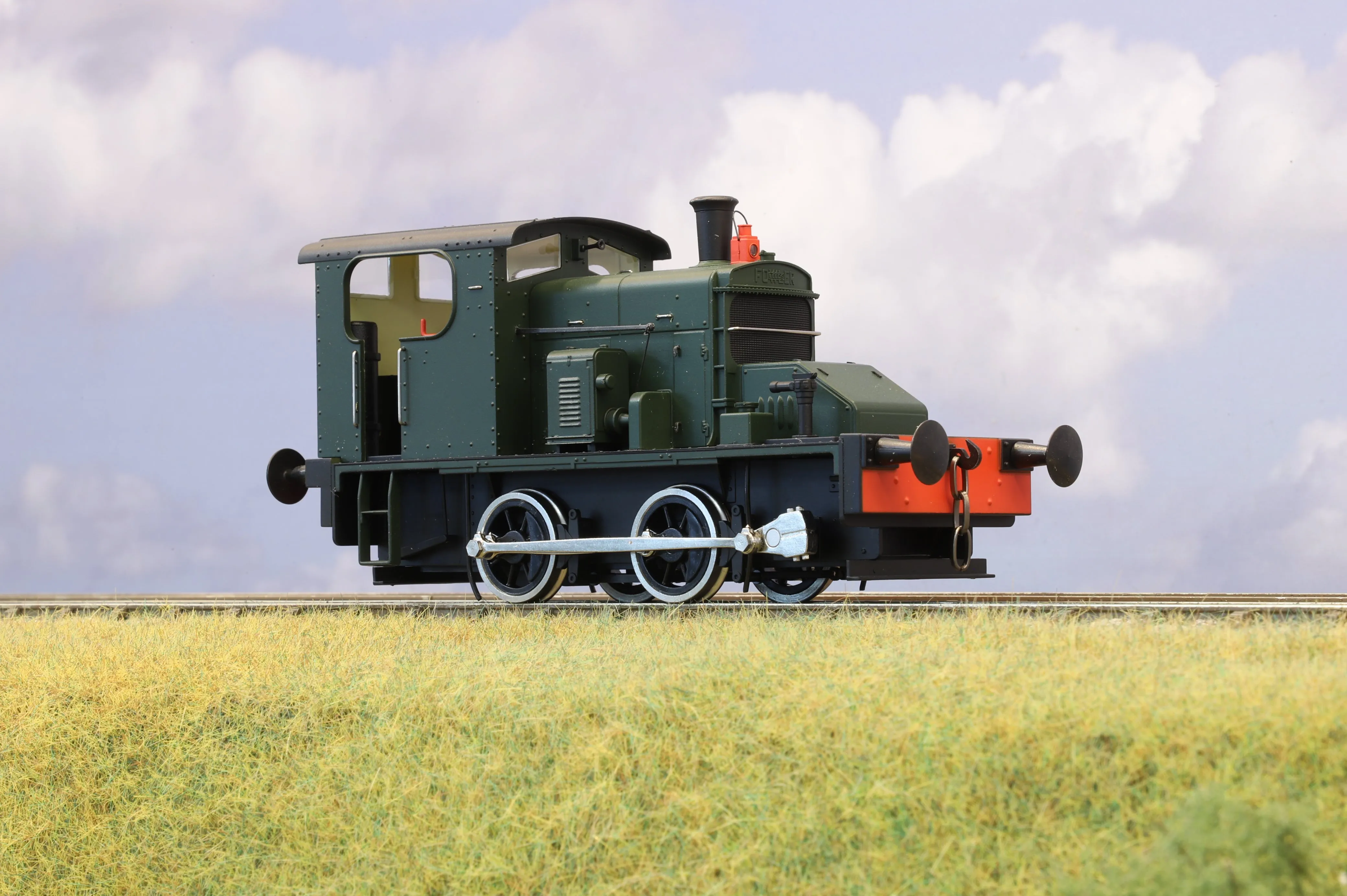 Ixion Finescale O Gauge Fowler 0-4-0 Diesel Mechanical Shunter Unlined Green Unnumbered
