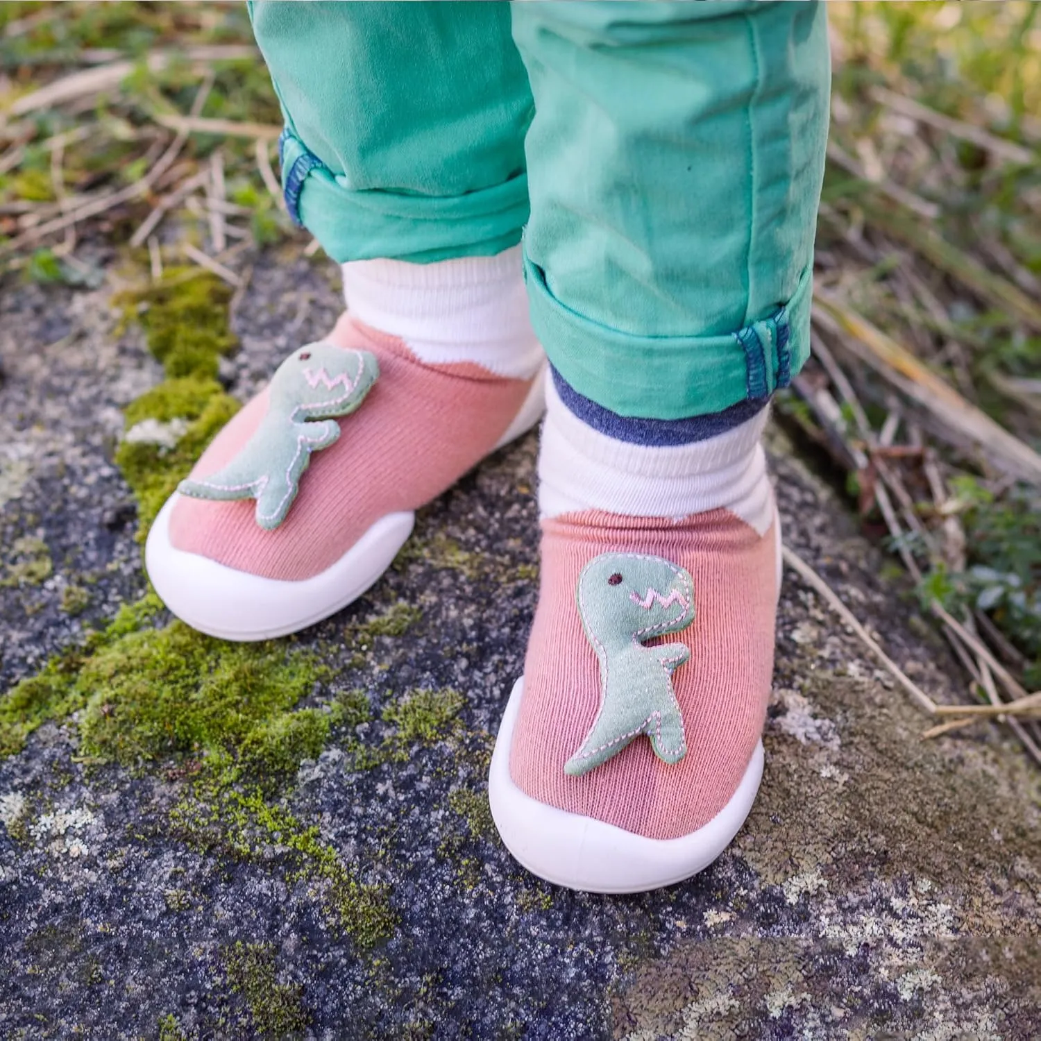 Komuello Toddler Boy Shoes, Premium Materials, Breathable, Washable, Non-Slip, Stay-On, Durable, Cotton Socks with Air Pocket Cushion for Indoor and Outdoor - BPA Free Toddler Shoes for Boys