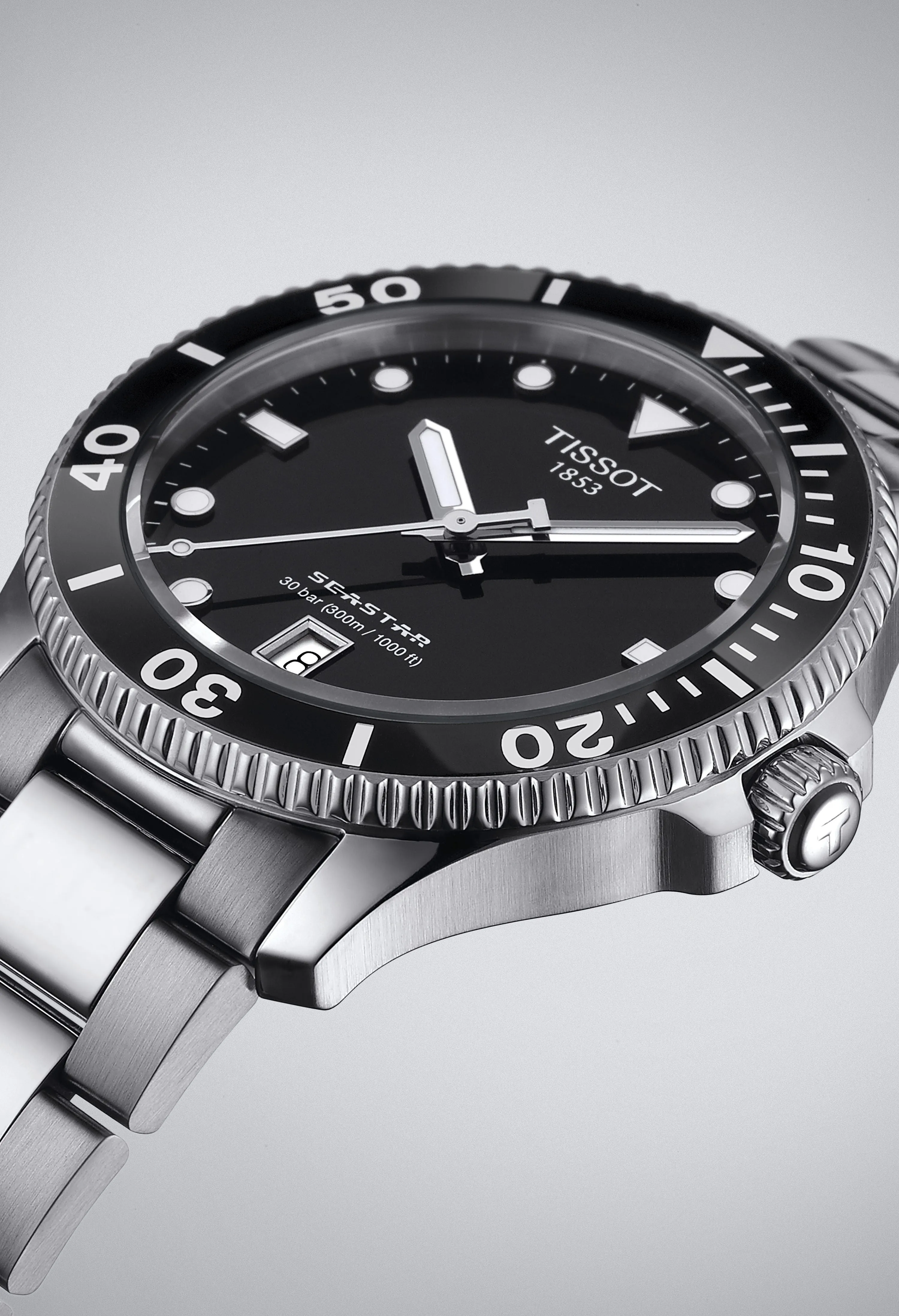 Mens Tissot 40mm Black Dial Seastar 1000 Stainless Steel Bracelet Watch