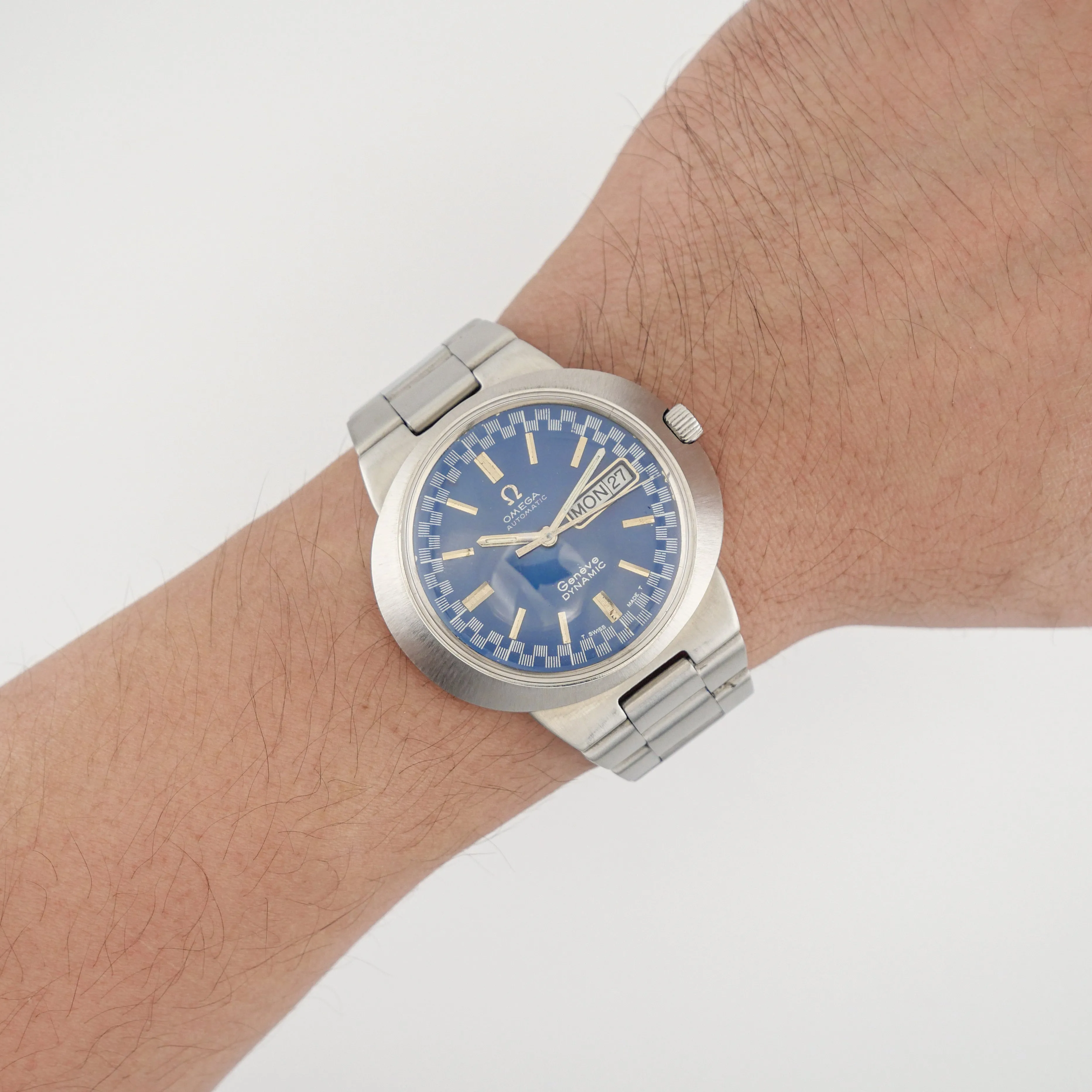 OMEGA GENÈVE DYNAMIC AUTOMATIC REF 166.079