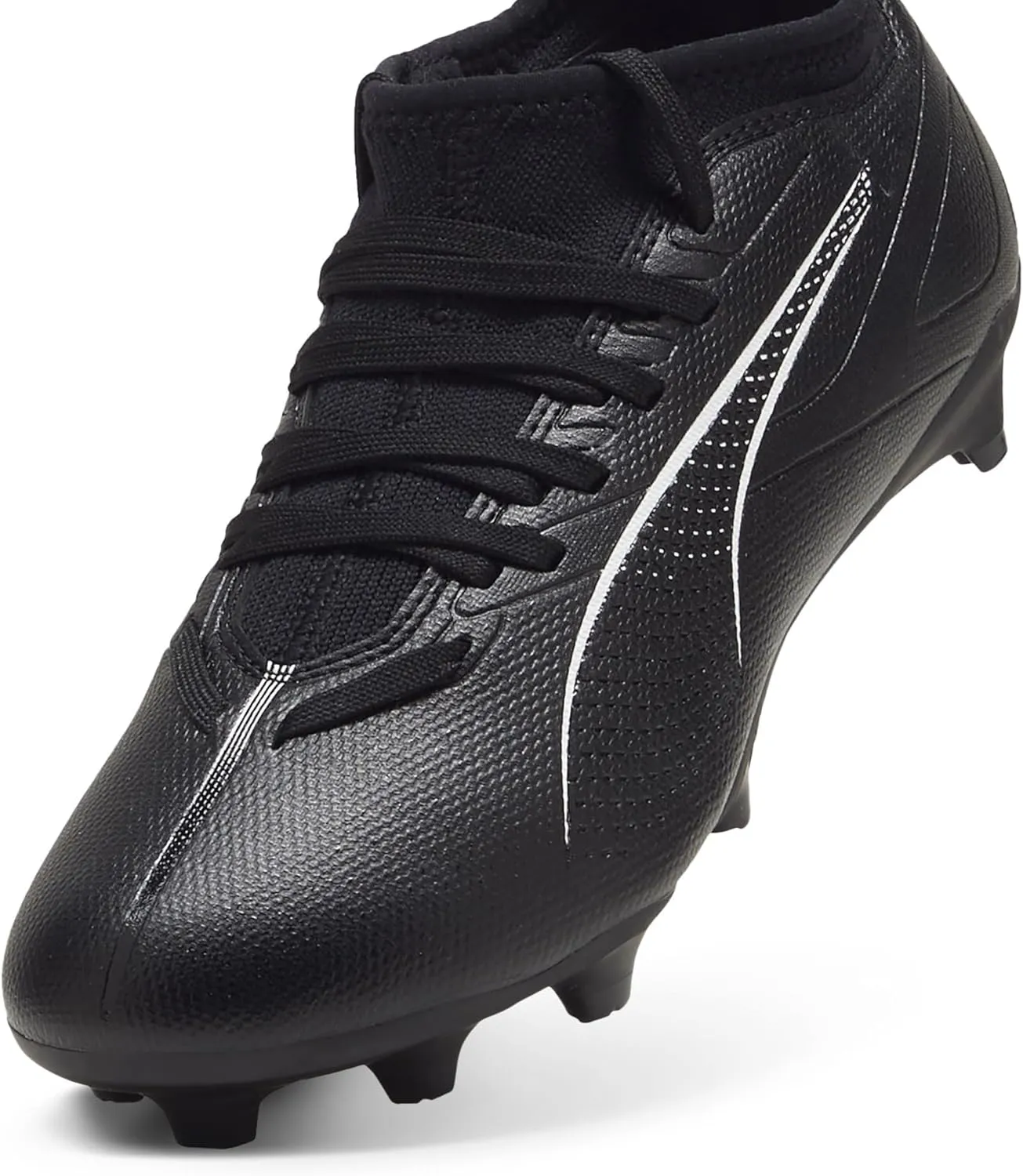 PUMA Unisex-Child Ultra Match Firm Artificial Ground Sneaker