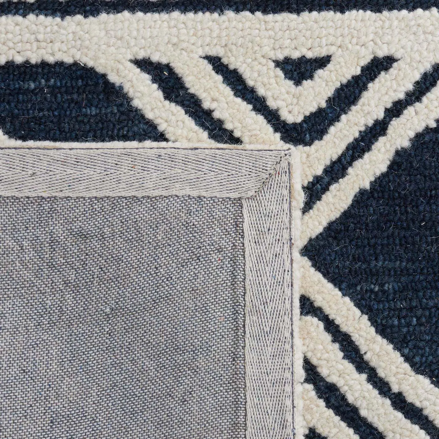 Safavieh Casablanca 377 Rug, CSB377